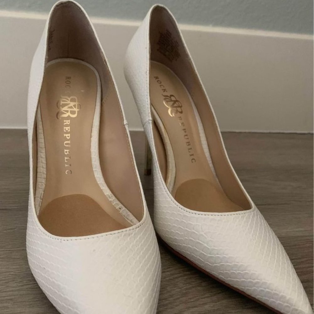 rock and republic white heels